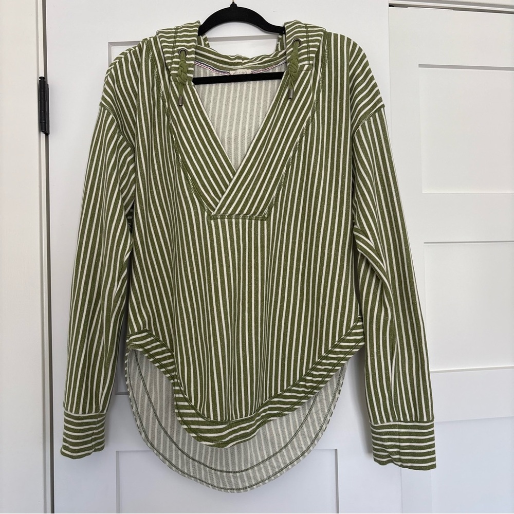 PILCO Wharfside V-Neck Hoodie SM